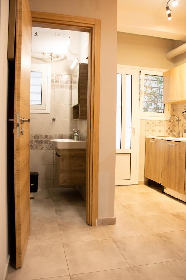 雅典Cozy Loft Κypseli With A Yard公寓 外观 照片